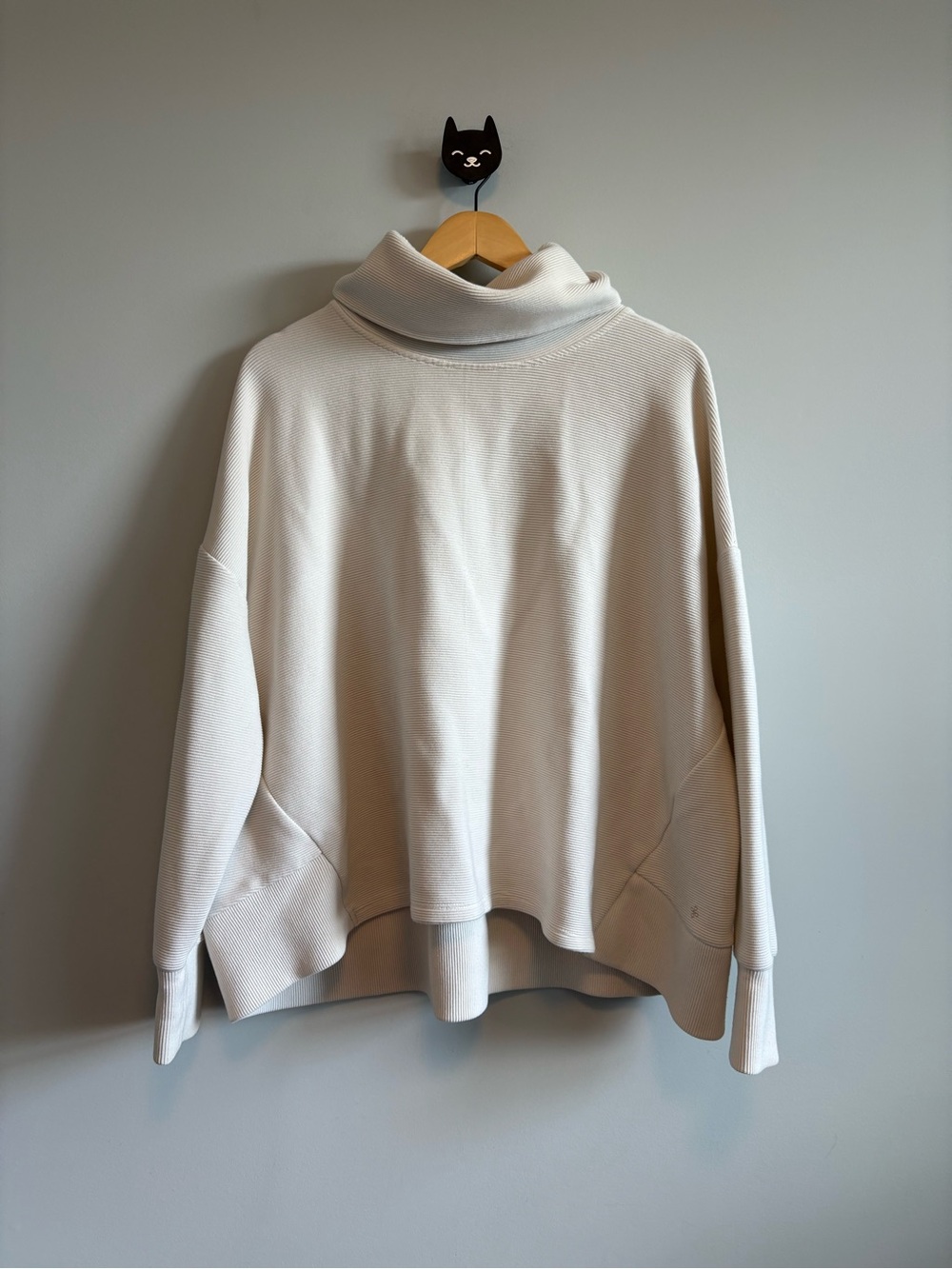 Shambhala Oversized Ribbed Turtleneck Sweater | Size XL - Picture 2 of 8